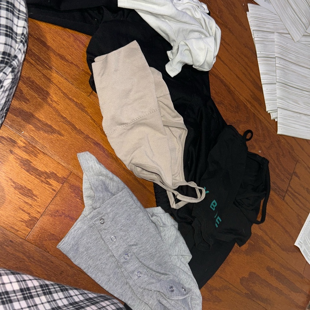 Source Unknown Women's Tops in Black, Gray, and Tan